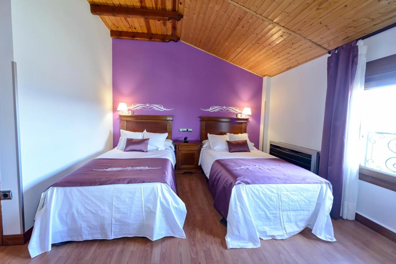 Hotel La Barrosa Abejar Eksteriør bilde