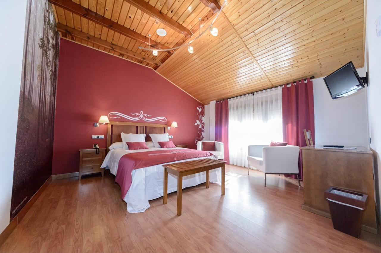 Hotel La Barrosa Abejar Eksteriør bilde