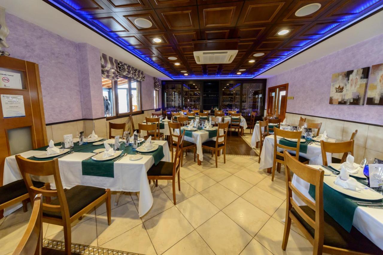 Hotel La Barrosa Abejar Eksteriør bilde