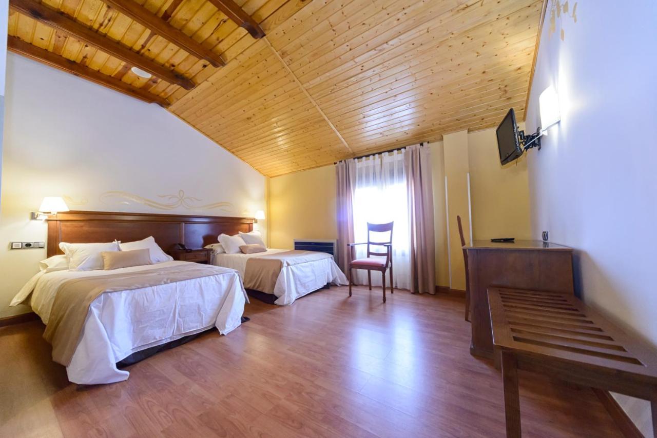 Hotel La Barrosa Abejar Eksteriør bilde